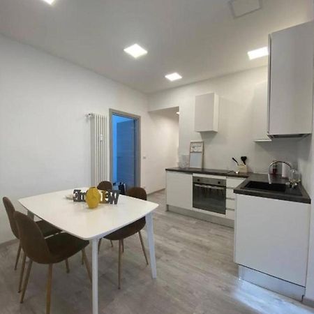 Mansardato - La Tua Casa Nel Cuore Di Torino Apartment Luaran gambar