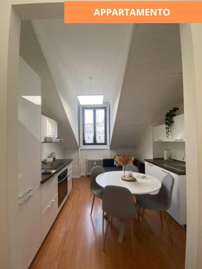 Mansardato - La Tua Casa Nel Cuore Di Torino Apartment Luaran gambar